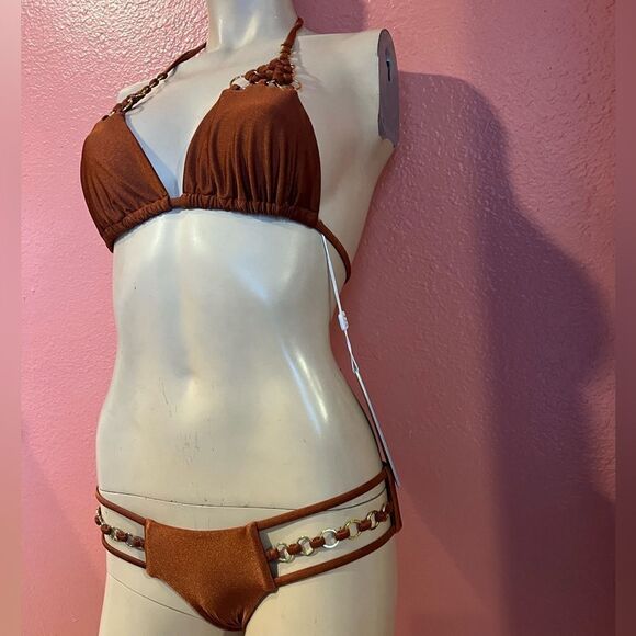 BEACH BUNNY IRELAND BIKINI SET!! - Picture 6 of 10